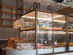 面包甜点陈列柜-奈雪的茶(大梅沙8号仓店)