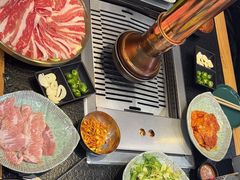 -臻牛烤肉