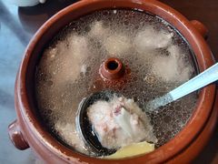 -怡得饭庄·30年老店·宋大妈昆明菜