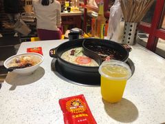 -钢管厂歆瑞源油卤串串香(春熙路太古里店)