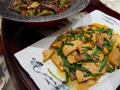 -蔼若春.传承三十年云南菜(金碧公园店)