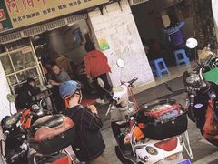 门面-阿阳牛腩腌面店