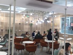 大堂-奈雪的茶(市百一店)