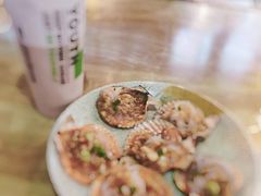 -亚龙湾亚泰商业街