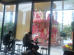 -星巴克臻选(深圳龙华红山天虹店)