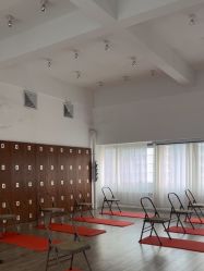 -无界瑜伽普拉提