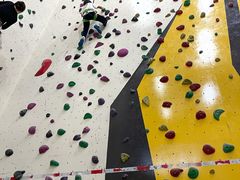 -问山MountQuest攀岩馆