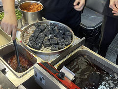 -黑色经典臭豆腐·湖南特产(坡子街店)
