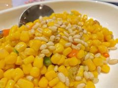 -关东小磨东北菜(上海长风大悦城店)
