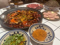 -旧街市鲜货老火锅(大光路店)