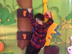 -蒙特利亲子乐园