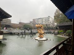 -绳金塔