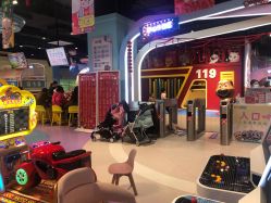 -汤姆猫亲子乐园(保利Mall店)