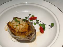 鲍汁扣五头鲜鲍鱼-汤城小厨•粤菜•靓汤(金融街店)
