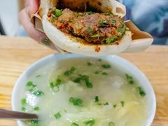 -嘉州叶婆婆钵钵鸡(建设路店)