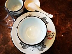 餐具摆设-一品牛鲜潮汕牛肉火锅(茶花园店)