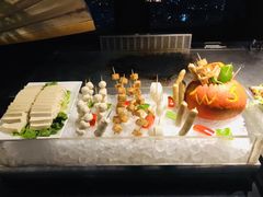 -唐拉雅秀酒店-西锦汇空中BBQ·思创餐厅