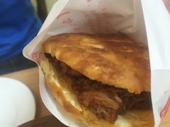 -大耳公曹氏驴肉包子铺(三八店)