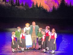 -交通银行前滩31演艺中心