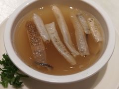 -榕树下海鲜馆(坪山路店)