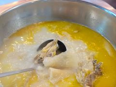 -鲜入围煮花胶鸡海鲜火锅