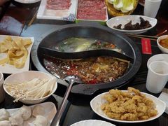 -陈府大宅门成都火锅·手切鲜肉(太原街店)