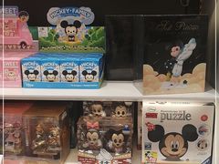 -泡泡玛特POPMART(蓝色港湾店)