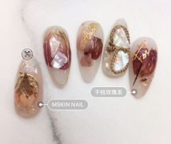 -Pink You美甲美睫纹绣定制中心