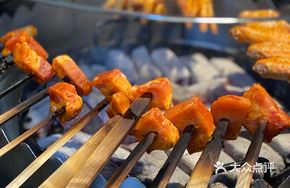 Secret-Recipe Free-Range Mini Xiang Pig