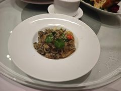 -千灯盛汇·头牌粤菜(致越优城店)