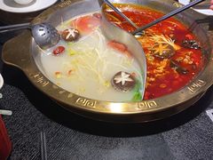 -重庆小天鹅火锅(中商广场店)