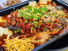 -鱼众不同·鸡公煲·烤全鱼(国顺路店)