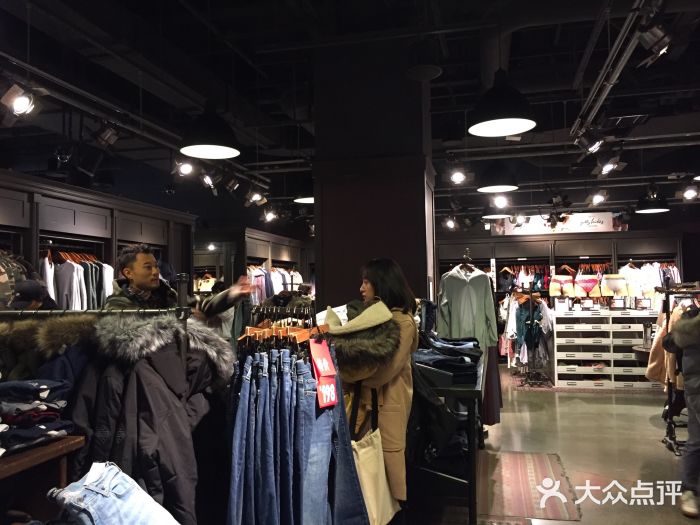 hollister(成都远洋太古里店)图片