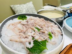 活八爪鱼-红鼎豆捞·非遗鲍皇汤火锅(宝丰路店)