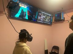 -VR间客漫虚拟现实体验馆(汉街店)