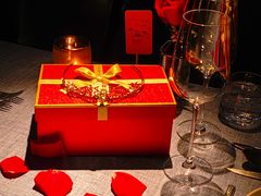 -弦月窗LUNETTE BY AMANDA(复兴路店)