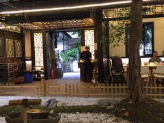 -浮何烤铺(桐梓林店)