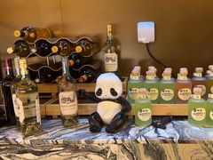 -雍容荟帝王蟹活龙虾展台自助(IFS黑金店)