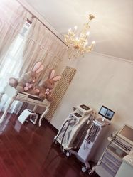 -美肤盾祛痘·问题肌头疗管理中心