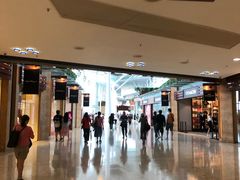 -东荟城名店仓