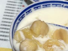 -黄氏许牛奶甜品餐厅(裕华万达店)