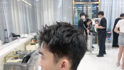 -5M HAIR SALON