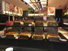 面包甜点陈列柜-武汉武昌威斯汀酒店-知味自助餐厅