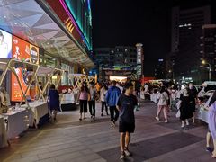 -吾悦广场(南京鼓楼店)