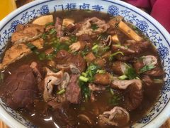 卤煮火烧-门框胡同百年卤煮(新街口店)