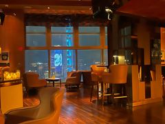 -翡翠36酒吧(浦东香格里拉店)