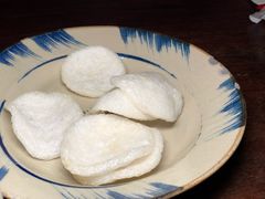 -Cuc Gach Quan Restaurant