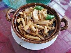 -雄仔农家菜馆·特色葱油鸡(六祖店)