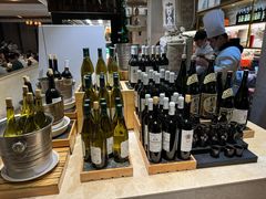 -雍和会海鲜姿造自助(湖东路店)