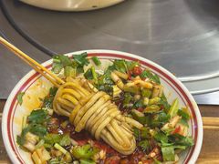 -拈签一笑黄牛肉辣卤串串